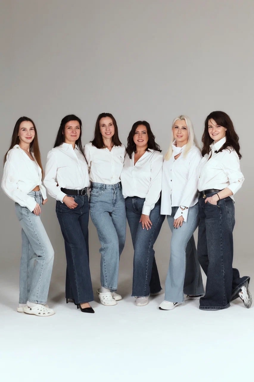 Дорогие женщины и прекрасная половина нашего коллектива!