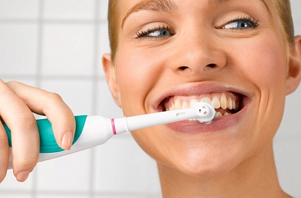 Как правильно чистить зубы