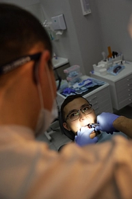 Почему мы не удаляем зубы под общим наркозом?