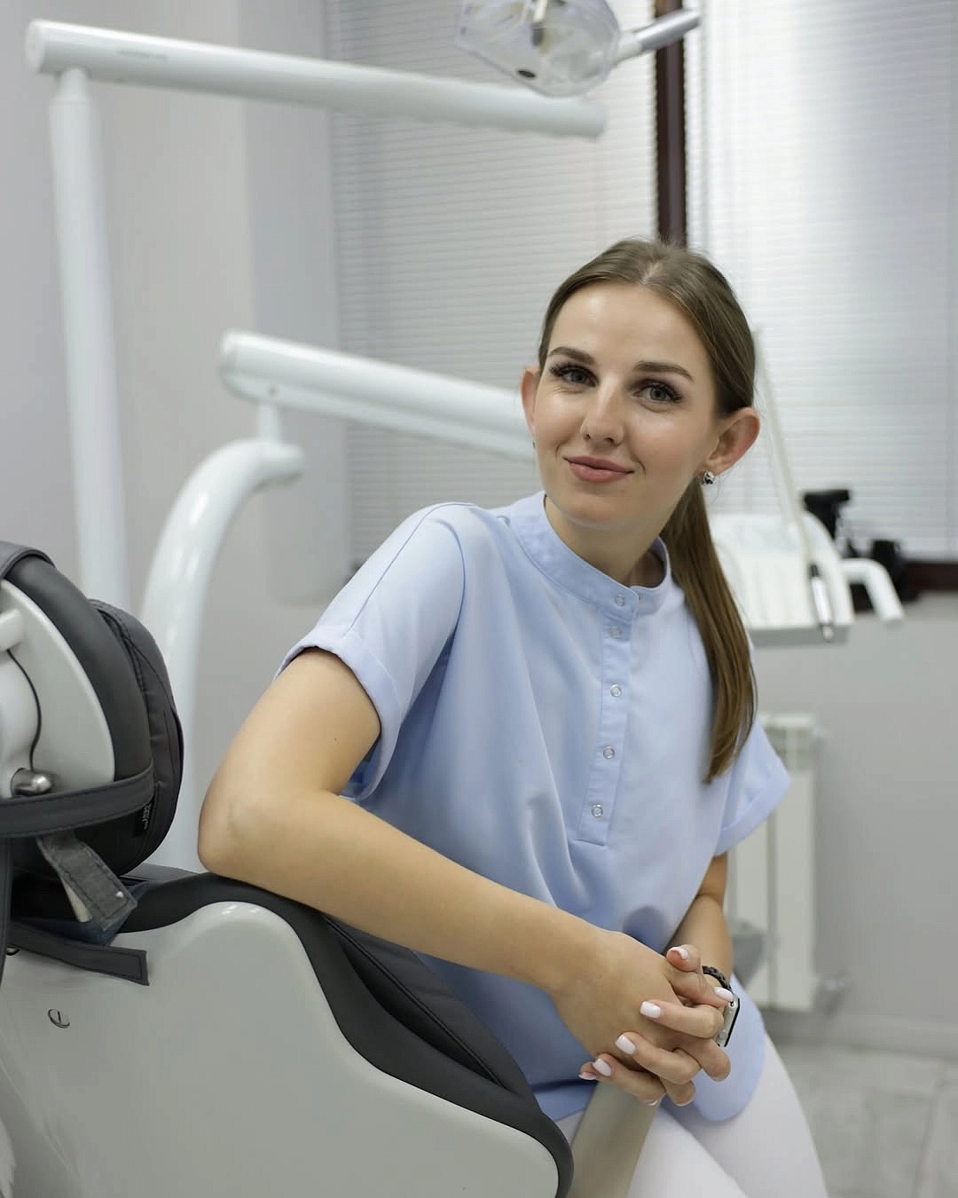 Консультация — это не просто осмотр полости рта с помощью зеркала и зонда